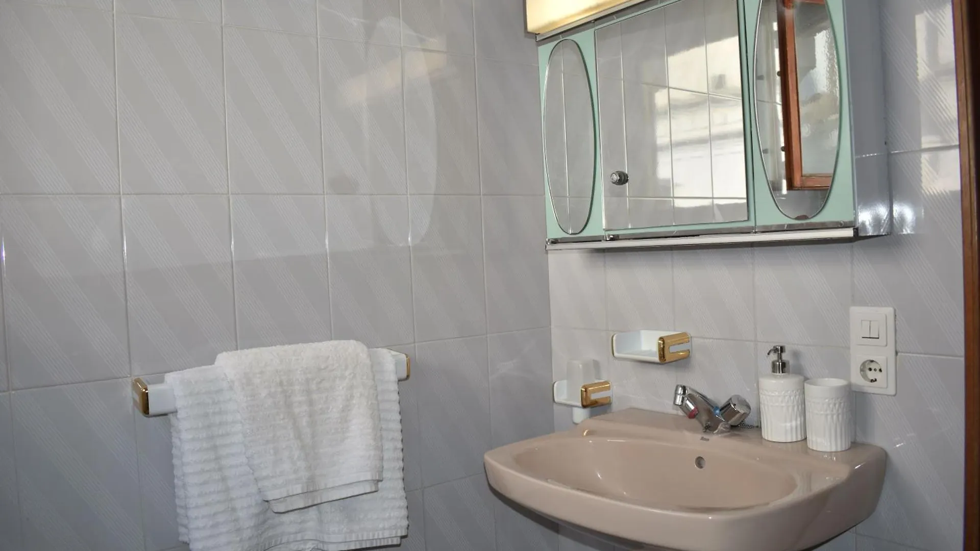 Zentral Gelegene Wohnung Competa Spain