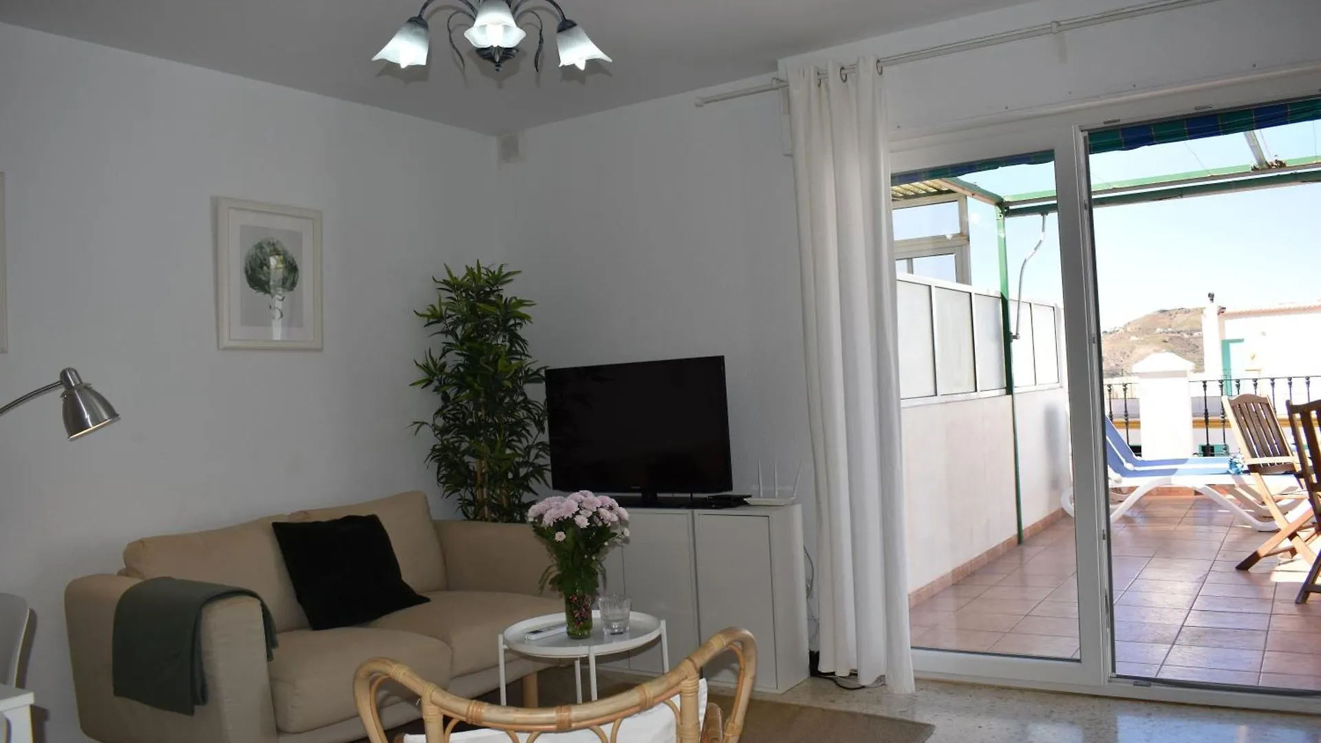 Zentral Gelegene Wohnung Competa Apartment