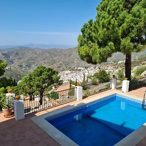  Apartment Lovely 2 Bed With Stunning Views & Pool